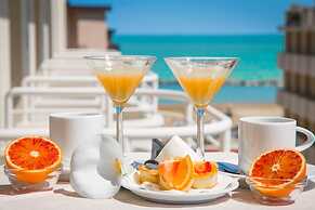 Mediterraneo Hotel & Suites