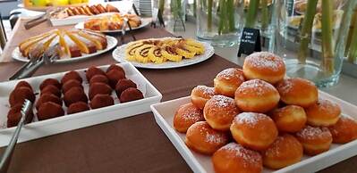 Mediterraneo Hotel & Suites