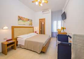 Mediterraneo Hotel & Suites