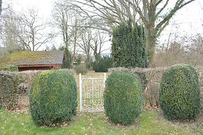 Cozy Cottage in Han-sur-Lesse near Forest