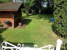 Cozy Cottage in Han-sur-Lesse near Forest