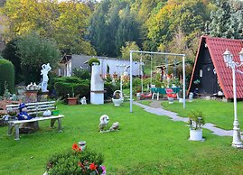 Gemutliches Ferienhaus mit Pool in Blankenburg