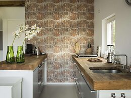 Serene Holiday Home in Haaksbergen With Hottub