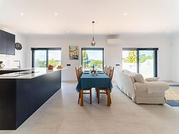 Casa O Sonho Near Faro With Private Pool
