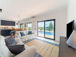 Casa O Sonho Near Faro With Private Pool