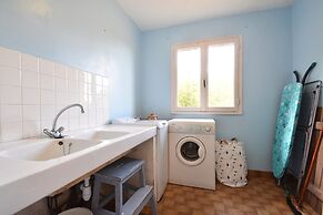 Holiday Home in Grury With Pool & Garden