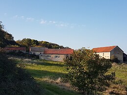 Holiday Home in Grury With Pool & Garden