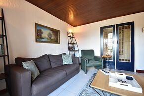 Holiday Home in Grury With Pool & Garden