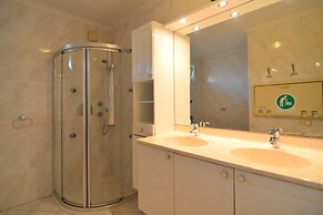 Villa in Lunteren With Heated Pool