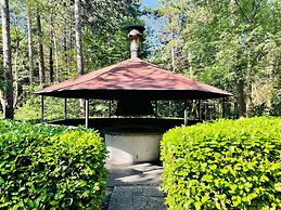 Family Villa w/ Trampoline, Pool