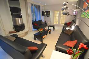 Veluwe Edge Group Villa With Fire Pit