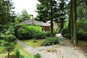 Veluwe Edge Group Villa With Fire Pit