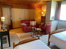 Apartment Near Forest in Nidrum