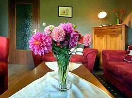 Apartment Near Forest in Nidrum