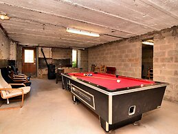 Modern Holiday Home in Meyerode With Terrace
