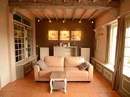 Charming Holiday Home in Zele Near the Forest