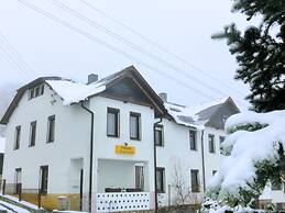 Flat Near the Tannenbergsthal ski Resort