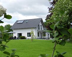 Serene Villa in Kstelberg near Lake & Watersports