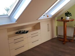 Spacious Apartment near Forest in Emmelbaum