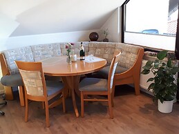 Spacious Apartment near Forest in Emmelbaum