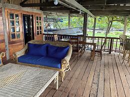 Rainbow Bay Beach and Dive Resort