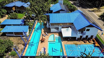 Rainbow Bay Beach and Dive Resort