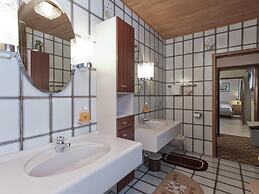 Cozy Apartment near Forest in Hullersen