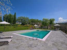 Holiday Home in Selci With Saltwater Pool