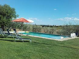 Belvilla by OYO Sparsa Girasole