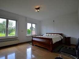 Spacious Villa in Zingem With Garden