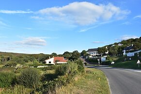 Sea View Stay in Fermanville