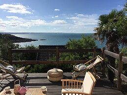 Sea View Stay in Fermanville