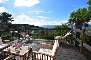 Sea View Stay in Fermanville