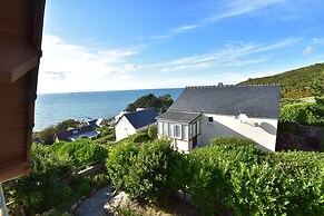 Sea View Stay in Fermanville