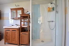Sea View Stay in Fermanville
