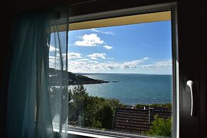 Sea View Stay in Fermanville