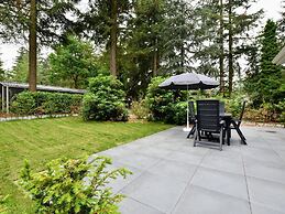 Modern Chalet With a Nice Garden