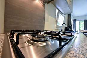 Modern Chalet With a Nice Garden