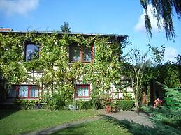 Wohnung in Alt Bukow mit Garten