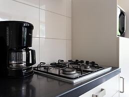 Family Bungalow by the Fen