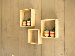 Family Bungalow by the Fen