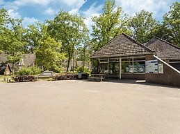 Family Bungalow by the Fen