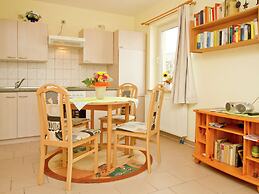 Cheerful Apartment in Wilhelmshof Usedom near Baltic Sea