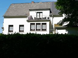 Apartment in Trittenheim With Terrace and Garden