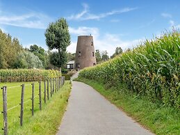 Holiday Home in Oombergen With Terrace and Garden