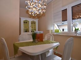 Wonderful Apartment With Barrel Sauna