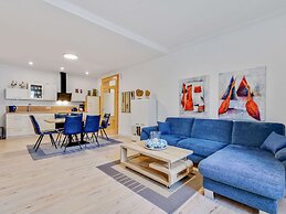 Spacious Apartment With Private Terrace