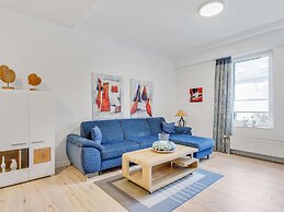 Spacious Apartment With Private Terrace