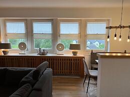 Detached Holiday Home in Sauerland near Winterberg with Terrace & Gard