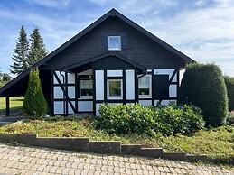 Detached Holiday Home in Sauerland near Winterberg with Terrace & Gard